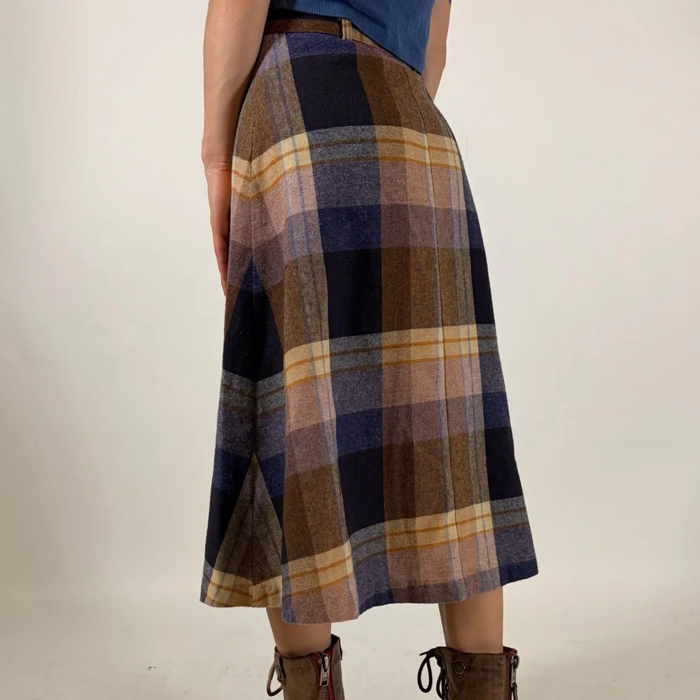 High-Waist Plaid Midi Skirt in Blue & Brown - Picture 2 of 3